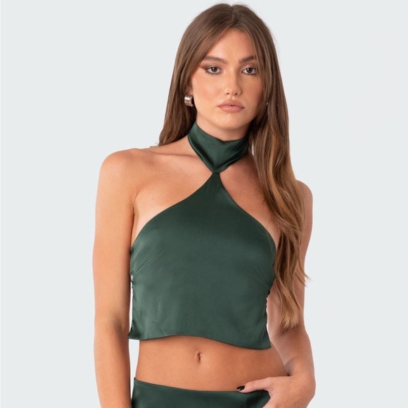 NWT Edikted Daina Satin Effect Open Back Crop Top Olive Halter Small - Picture 1 of 5